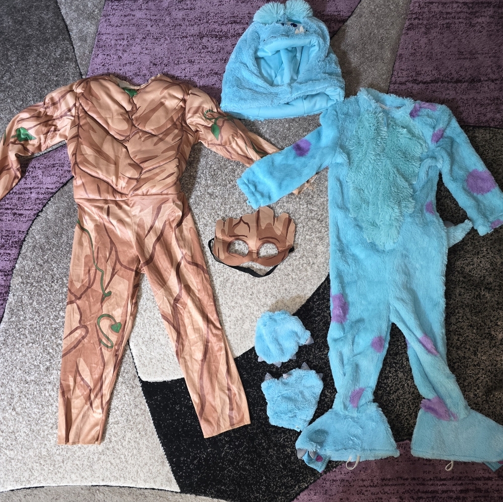 Halloween costumes bundle